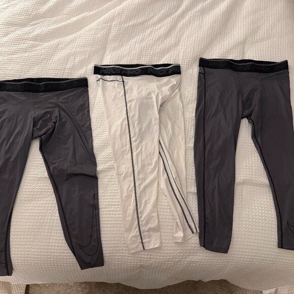 Nike Athletic Leggings - Picture 1 of 2